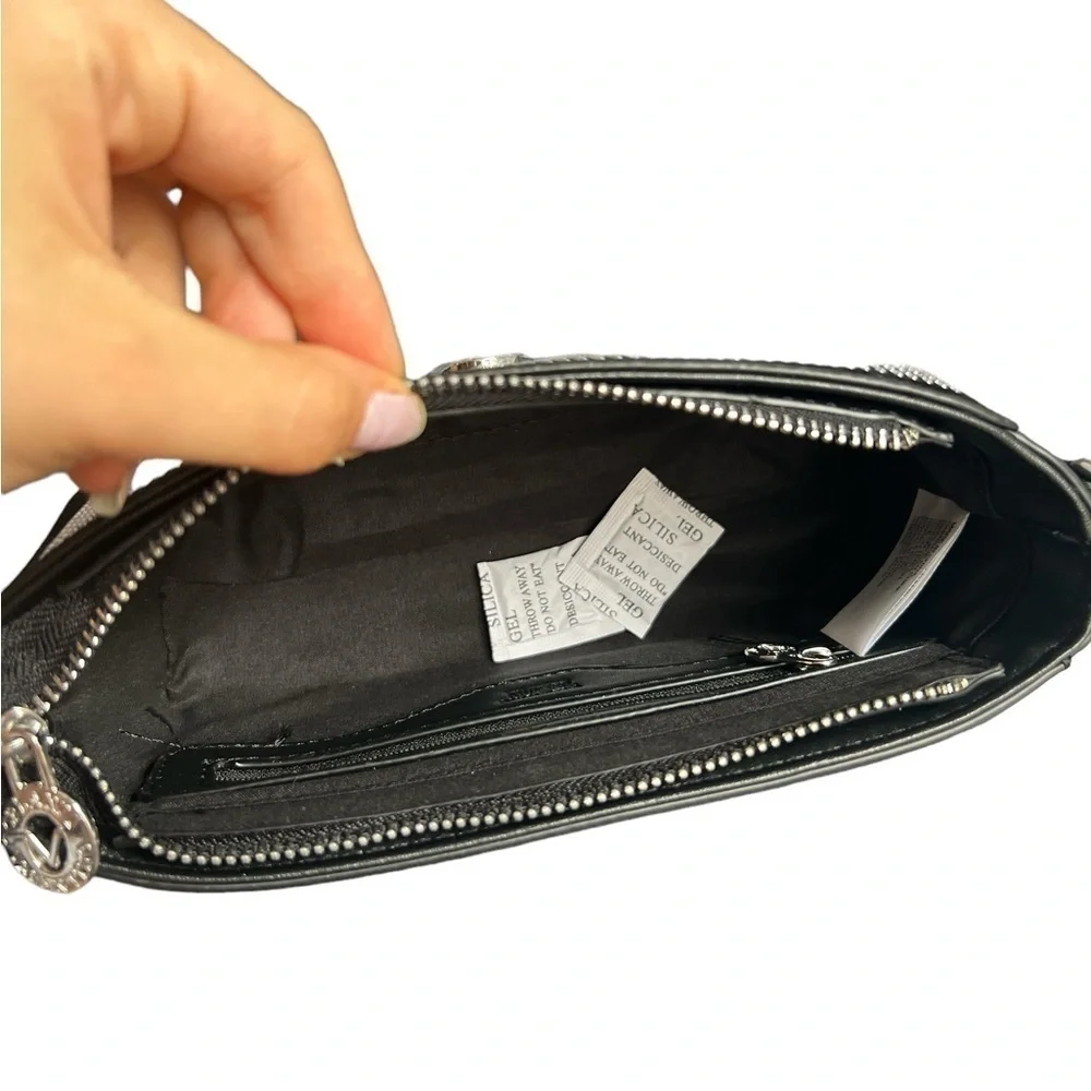 NWT VALENTINO ORLANDI V-9009 SILVER STUDDED CROSSBODY - Picture 5 of 6